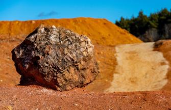 bauxite ore in mine