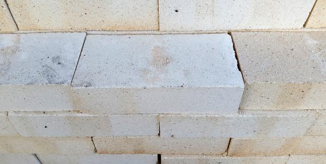 refractory brick ceramic