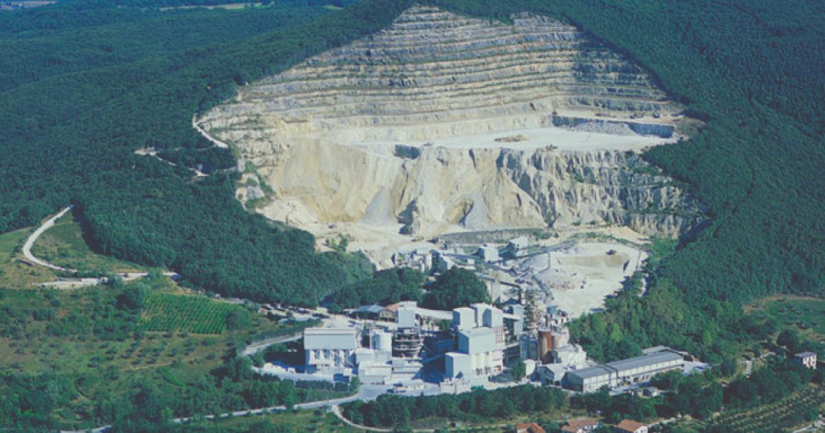 UNICALCE ACQUISITION