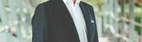 Sebastian Dossogne CEO